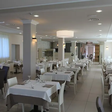 Otel Rizzi Castel San Giovanni (Piacenza)