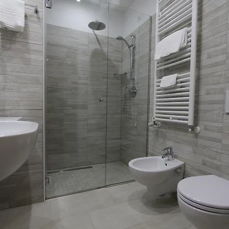 Otel Rizzi Castel San Giovanni (Piacenza)