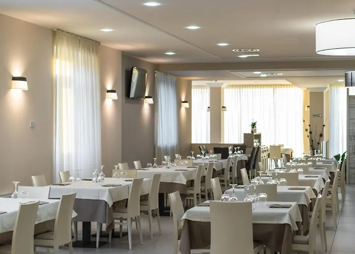 호텔 Rizzi 카스텔 산 피에트로 로마노